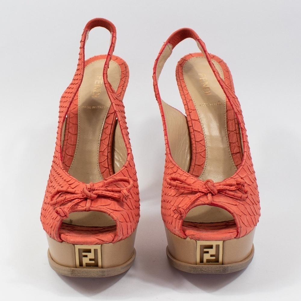 Fendi Coral Python Embossed Leather Fendista Bow Slingback Sandals size 39 - Picture 2 of 7